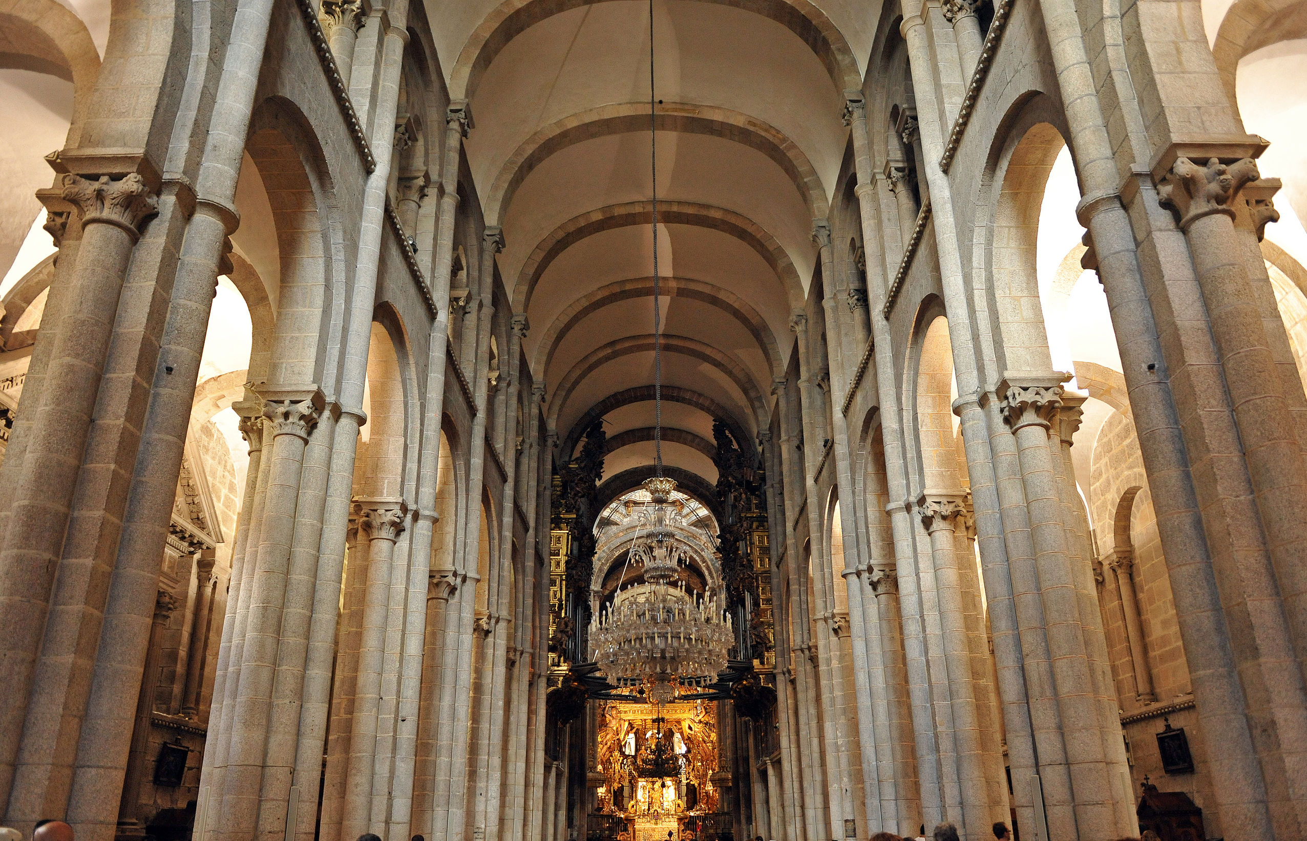 43110344 - inside the cathedral of santiago de compostela, spain